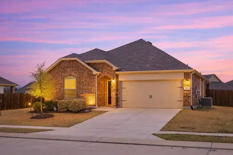520 Peel St, Fate, TX 75189