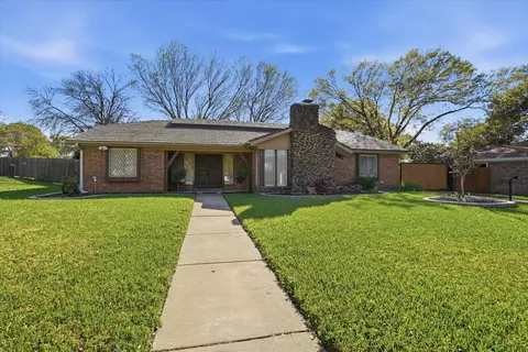 8709 Granite Ct, Fort Worth, TX 76179