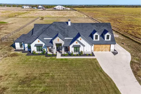 1810 Jc Maples Rd, Gunter, TX 75058