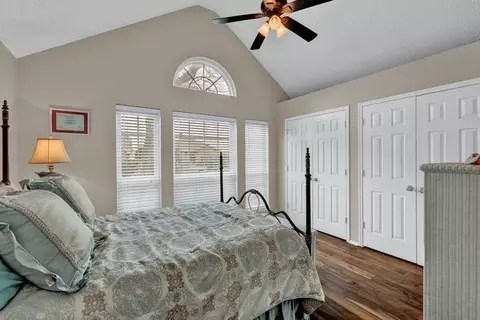 Bedroom - 504 Anthony Dr, Euless, TX 76039 photo 2 of 3