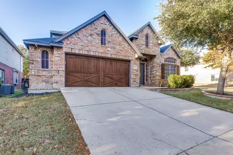 9129 Hawley Dr, Fort Worth, TX 76244