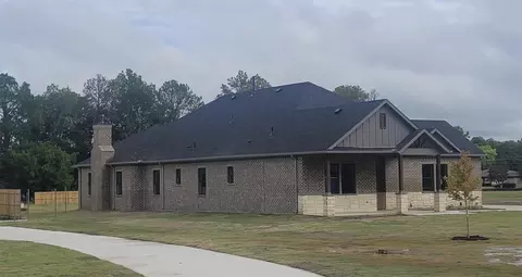 Exterior - 327 Lovers Ln, Terrell, TX 75160 photo 4 of 4
