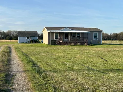 8080 State Highway 56 Hwy, Savoy, TX 75479