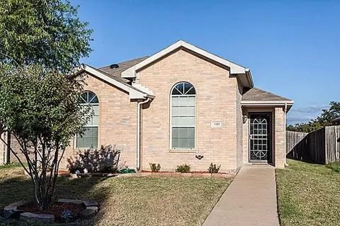 518 Monarch Dr, Lancaster, TX 75146