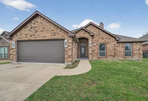 118 Vaughn Ln, Quinlan, TX 75474