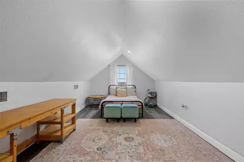Bedroom - 2045 Iron Bridge Rd, Lorena, TX 76655 photo 6 of 7