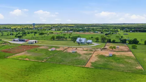 1744 Mambrino Hwy, Granbury, TX 76048