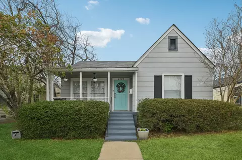 4620 Calmont Ave, Fort Worth, TX 76107