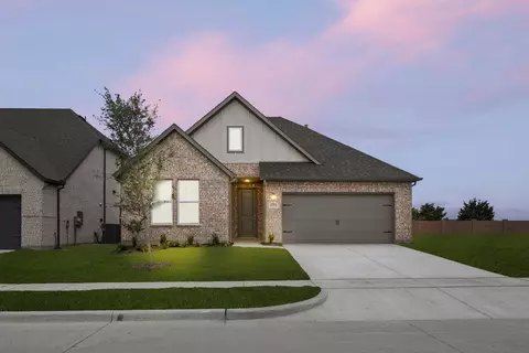 1232 Redcoat Dr, Forney, TX 75126
