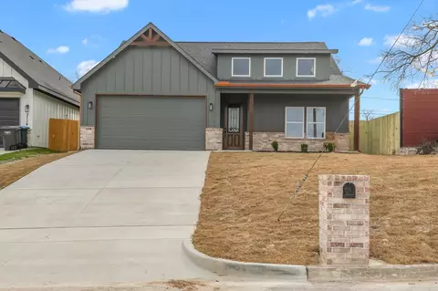 3112 N Pecan St, Fort Worth, TX 76106