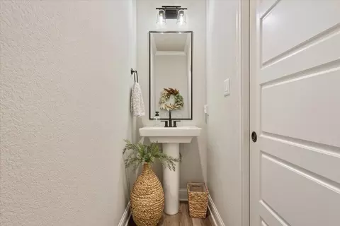 Entry Way - 120 Rain Tree, Waco, TX 76705 photo 2 of 4