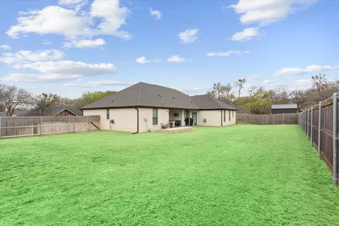 Exterior - 120 Rain Tree, Waco, TX 76705 photo 9 of 10