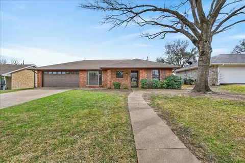 111 Blue Jay St, Stephenville, TX 76401