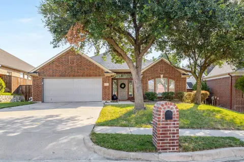 5144 Balmoral Ct, Grand Prairie, TX 75052