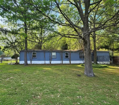 460 Chapel Hill Ln, Waxahachie, TX 75165