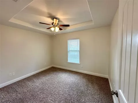 Bedroom - 198 Bent Tree Loop, Haughton, LA 71037 photo 5 of 6