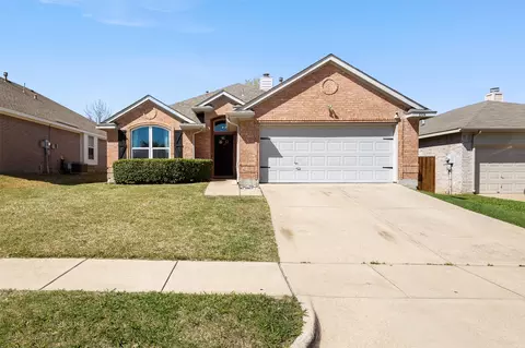 1004 Grand National Blvd, Fort Worth, TX 76179