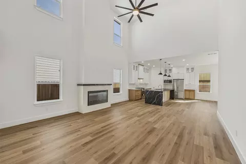 3910 Harlingen, Dallas, TX 75212