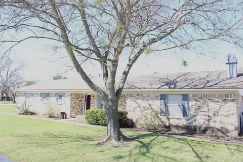 110 E Vanston Ln, Crandall, TX 75114