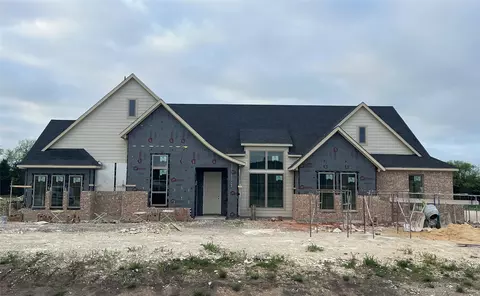 6020 Fairfield Dr, Midlothian, TX 76065