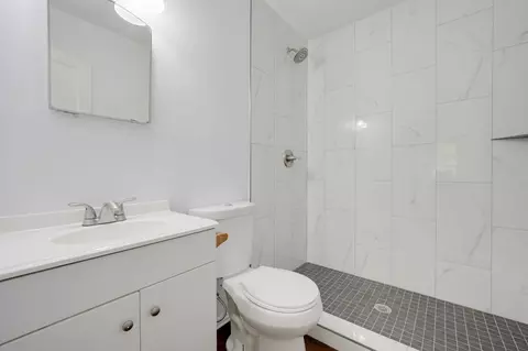 Bath - 412 Iris Dr, Irving, TX 75061 photo 1 of 1
