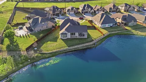14304 Home Trl, Roanoke, TX 76262