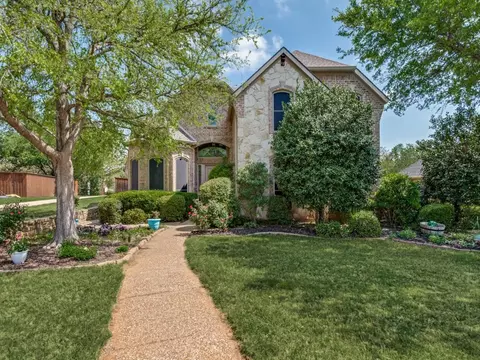 944 Excalibur Dr, Highland Village, TX 75077