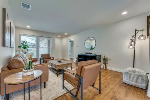 10415 Allegheny Dr, Dallas, TX 75229