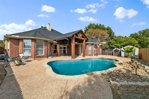 7 Equestrian Ct, Mansfield, TX 76063
