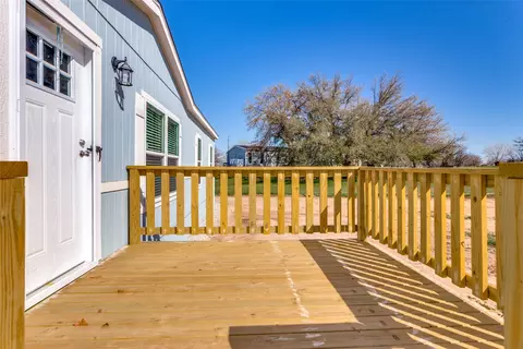 175 Cedar Dr, Azle, TX 76020 photo 3