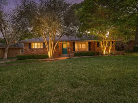 2816 Bonnywood Ln, Dallas, TX 75233