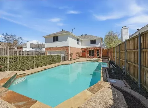 730 Fairlawn St, Allen, TX 75002