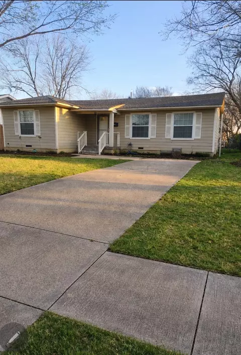 118 E Daugherty Dr, Garland, TX 75041