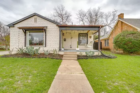 2901 Willing Ave, Fort Worth, TX 76110