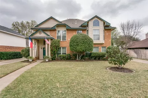 3438 Spring Willow Dr, Grapevine, TX 76051