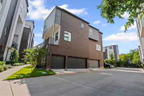 381 E Greenbriar Ln #501, Dallas, TX 75203