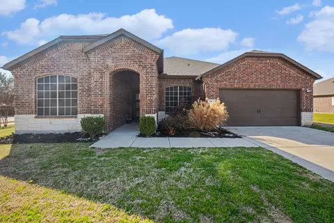3801 Forest Bend Rd, Denton, TX 76208