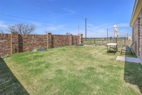Exterior - 7229 Adderly Rd, Pilot Point, TX 76258 photo 4 of 5
