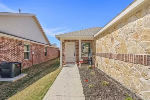Entry Way - 7229 Adderly Rd, Pilot Point, TX 76258 photo 1 of 3