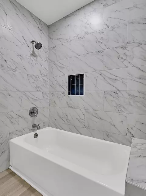 Bath - 1713 Reuter Ave, Waco, TX 76708 photo 3 of 7