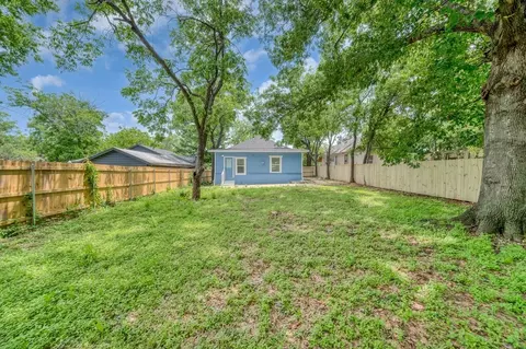 Exterior - 1713 Reuter Ave, Waco, TX 76708 photo 6 of 7