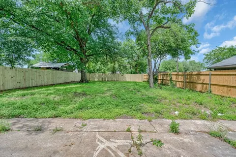 Exterior - 1713 Reuter Ave, Waco, TX 76708 photo 4 of 7
