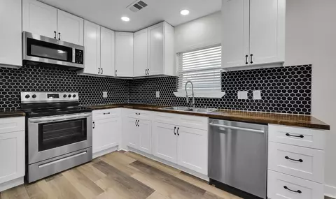 Kitchen - 1713 Reuter Ave, Waco, TX 76708 photo 3 of 5