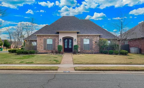 336 Briars Ct, Bossier City, LA 71111