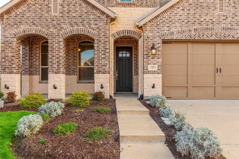 1829 Leo Dr, Van Alstyne, TX 75495