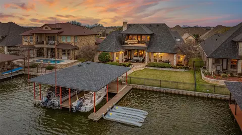 2319 Vienna Dr, Granbury, TX 76048