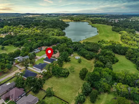 1832 S Park Ave, Denison, TX 75020