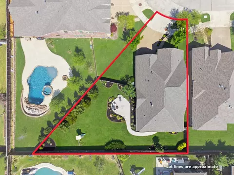 View/Area - 800 River Oak Ave, Euless, TX 76039 photo 2 of 4