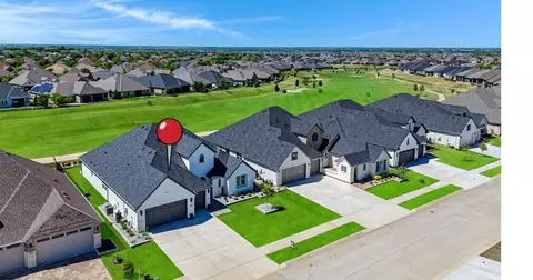 10817 Drinkwater Dr, Denton, TX 76207