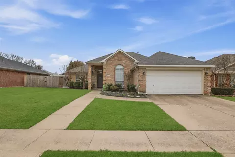 6917 Laurel Canyon Ter, Fort Worth, TX 76132
